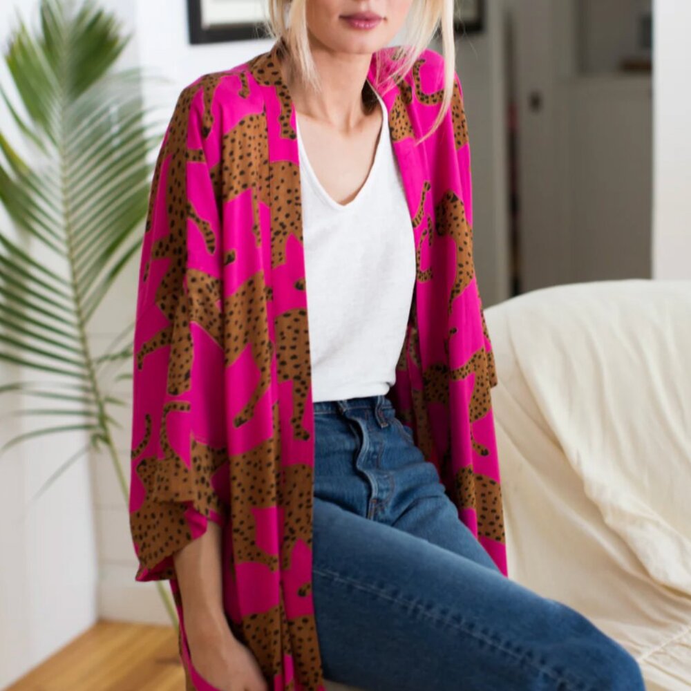 NWT Emerson Fry Fete Kimono - Pink Yarrow Cheetah
